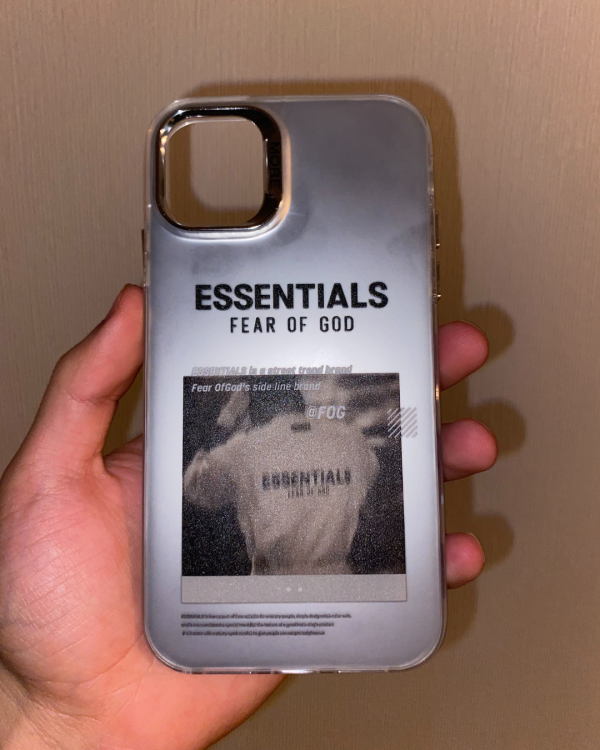 Carcasa Essentials